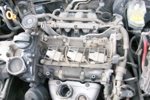 dezmembrez skoda fabia motor 1,9 sdi - tdi 1,4 tdi -1,2 12V AZQ BME - imagine 9