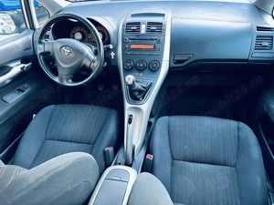 Toyota Auris 1.4Benzina  A C Geamuri+Oglinzi Electrice - imagine 5