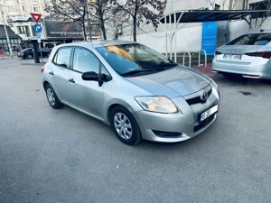 Toyota Auris 1.4Benzina  A C Geamuri+Oglinzi Electrice - imagine 3