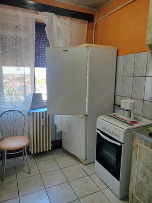 vând apartament - imagine 2