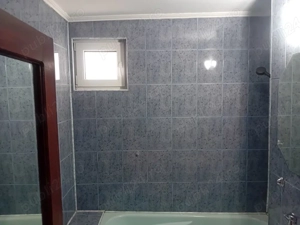 Ap 2 cam Petrodava 50mp central etaj 1 renovat la cheie  - imagine 9