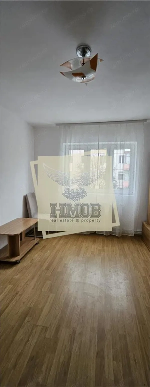 Apartament 2 camere central etaj 3