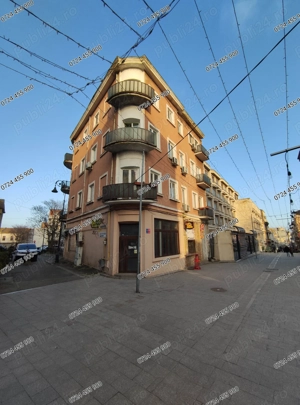 Vand apartament 3 camere, ultracentral in Constanta ! - imagine 9