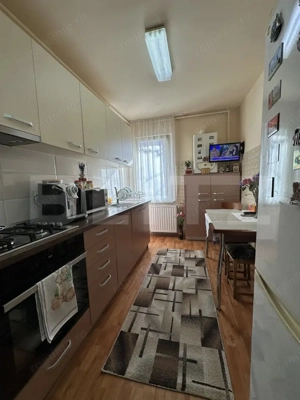 Apartament 3 camere, 75 mp, zona Tudor - imagine 4