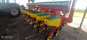 Semănătoare prășitoare UNIA - imagine 2