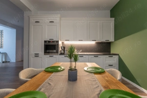 Apartament cu 3 camere, zona Calea Dumbravii, parter la vila