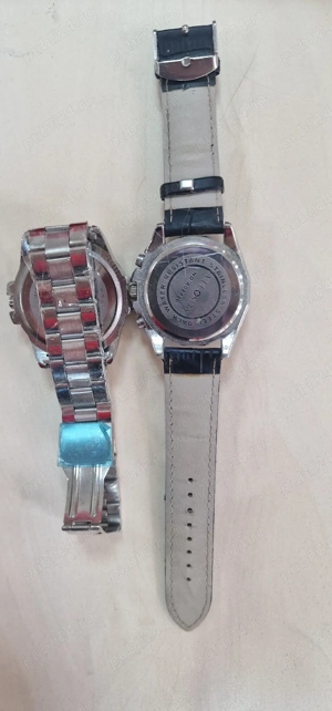 de vanzare  2 ceasuri nefolosite 