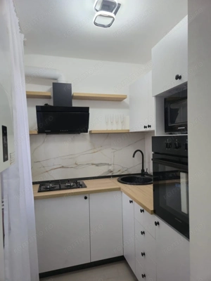 3 camere, Liceul Decebal, renovat. - imagine 10