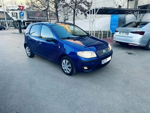 Fiat Punto 1.3Diesel 63000Km Navi Camera A C Electrice - imagine 3