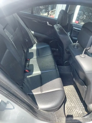Dezmembram Mercedes C Class W204 facelift 2.2 cdi euro 5 An 2012 - imagine 5