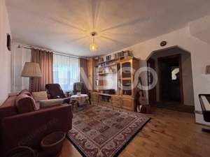 De vanzare apartament cu 4 camere Piata Flora  - imagine 4