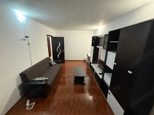 Apartament 2 camere de închiriat Apărătorii Patriei Centrală proprie