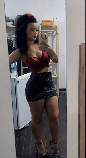 Nouă la voi în oraș  - imagine 2