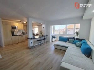 Apartament cu 4 camere de vanzare in zona Sagului