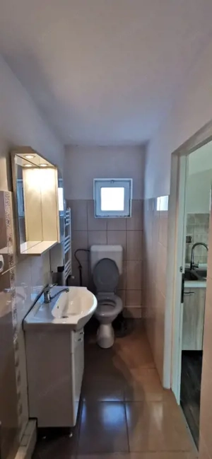 Gh. Lazar - Spatii birouri - Su: 144mp - Centrala proprie - imagine 6