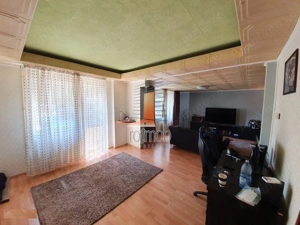 Apartament 3 camere in vila etajul 1+2 camere amenajate la mansarda, zona Eminescu
