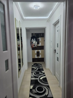 3 camere, Liceul Decebal, renovat. - imagine 13