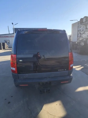 Dezmembram Land Rover Discovery 3 2.7d 4X4 140 kw An 2006 - imagine 4