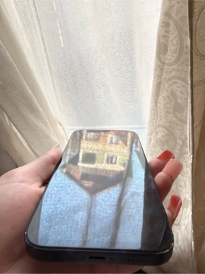 Vand doua iphone-uri pentru piese  - imagine 4