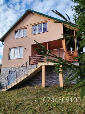 Vând cabana Muntele Baisorii 