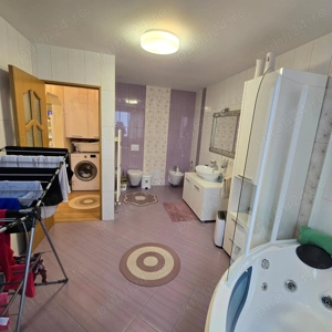 Vând apartament cu 4 camere ultracentral - imagine 12