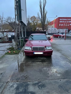 Mercedes-Benz 2.5 Automat - imagine 4