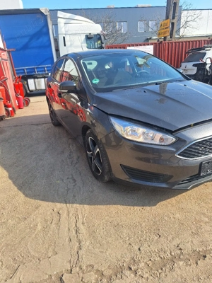 dezmembram ford focus mk3 facelift 1.0 ecobost cutie manuala 6+1trepte model hatchbak - imagine 4