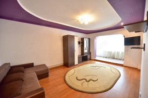 Vand apartament 3 camere