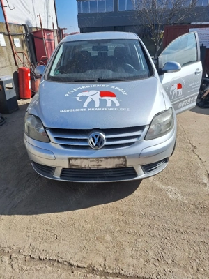 dezmembram vw golf 5 plus 1.6 fsi cutie manuala 6+1cod hew  - imagine 3