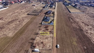 Teren intravilan 843 mp Dumbrava Rosie