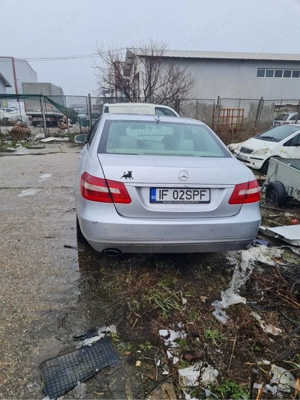 Mercedes E200 CGI - imagine 2