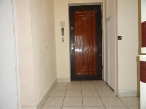 Apartament 2 camere decomandat, etaj intermediar, zona Romanilor, centrala pe gaz - imagine 7