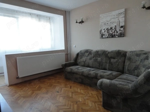 Apartament 2 camere decomandat, etaj intermediar, zona Romanilor, centrala pe gaz - imagine 2