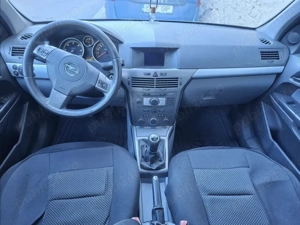 Opel Astra H Break - imagine 4