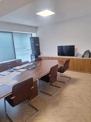Tomis Nord, spatiu BIROURI, 225 mp., 2 locuri parcare proprii