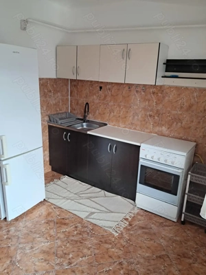 Inchiriez garsoniera cartier Noua