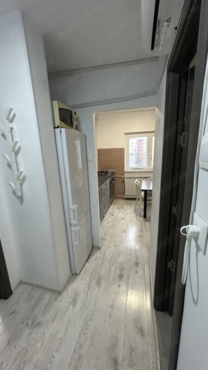 Garsonieră de închiriat - Vitan  - imagine 4