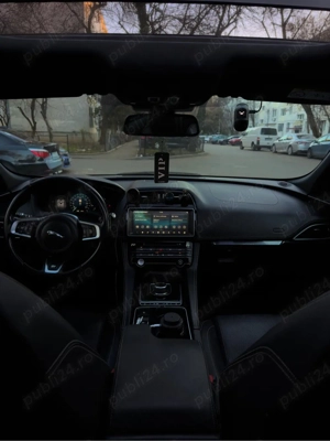 Jaguar F-pace R-Sport 2.0 AWD Panoramic - imagine 4