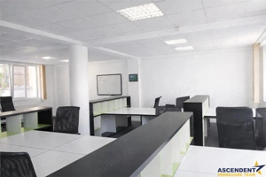 Spatiu, configurat pe trei niveluri, Central, Brasov - imagine 8