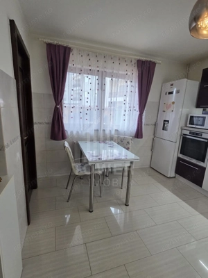 Apartament la casă de închiriat  parter, 70 mp utili Șelimbăr, zona Pictor Brana - imagine 5