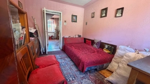 Central - Piata 700. Bloc de Caramida. Decomandat, Et 2. Posibilitate Centrala. Asteptam OFERTE! - imagine 4