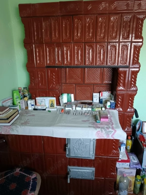 Vând soba de teracotă 