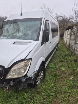 vand mercedes sprinter avariat - imagine 6