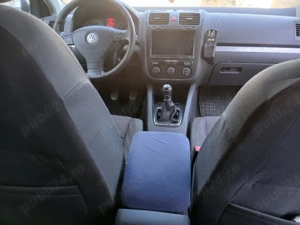 vând wolkswagen jetta 