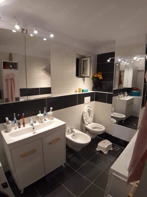 Apartament 3 camere 93 mp   Zonă centrală   Bloc cu lift  - imagine 4