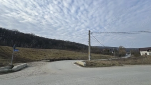 Teren intravilan de vanzare in Corunca - imagine 6