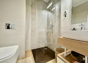 Direct proprietar-3 camere,Piața Presei,parcului 20,parcare subterana - imagine 6