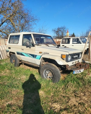 Vând Toyota Land Cruiser bj motor  3.4 