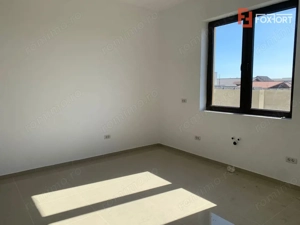 Duplex apartamentat – 2 apartamente cu 3 camere fiecare – Mosnita Veche - imagine 6