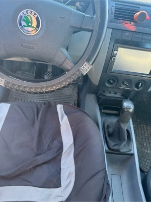 de vanzare skoda fabia din anul 2001 - imagine 2